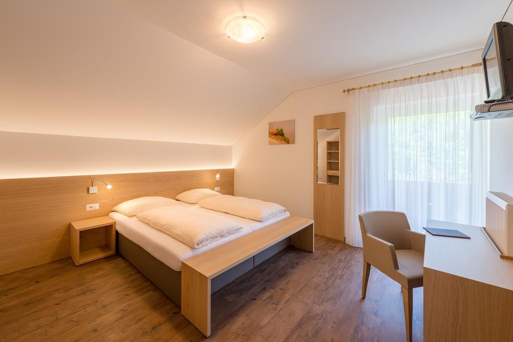 Pension Etschblick B&B Frangarto Extérieur photo